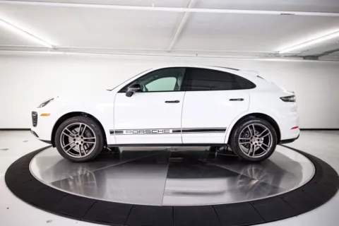 Photos of 2023 Porsche Cayenne Platinum Edition for sale in Austin, TX at Porsche Austin