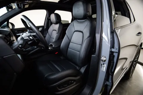 More photos of 2026 Porsche Cayenne at Porsche Austin, TX