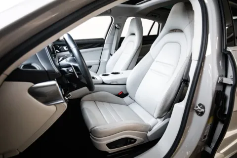 More photos of 2023 Porsche Panamera 4S at Porsche Austin, TX