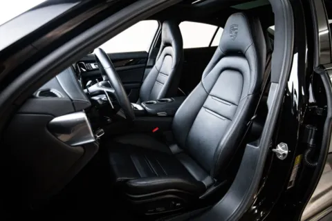 More photos of 2023 Porsche Panamera at Porsche Austin, TX