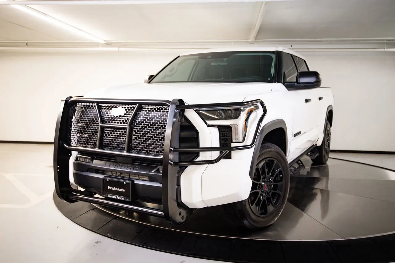 White 2023 Toyota Tundra SR5 for sale in Austin, TX