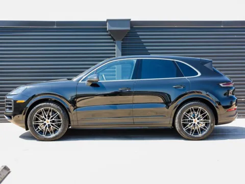 Photos of 2026 Porsche Cayenne for sale in Austin, TX at Porsche Austin