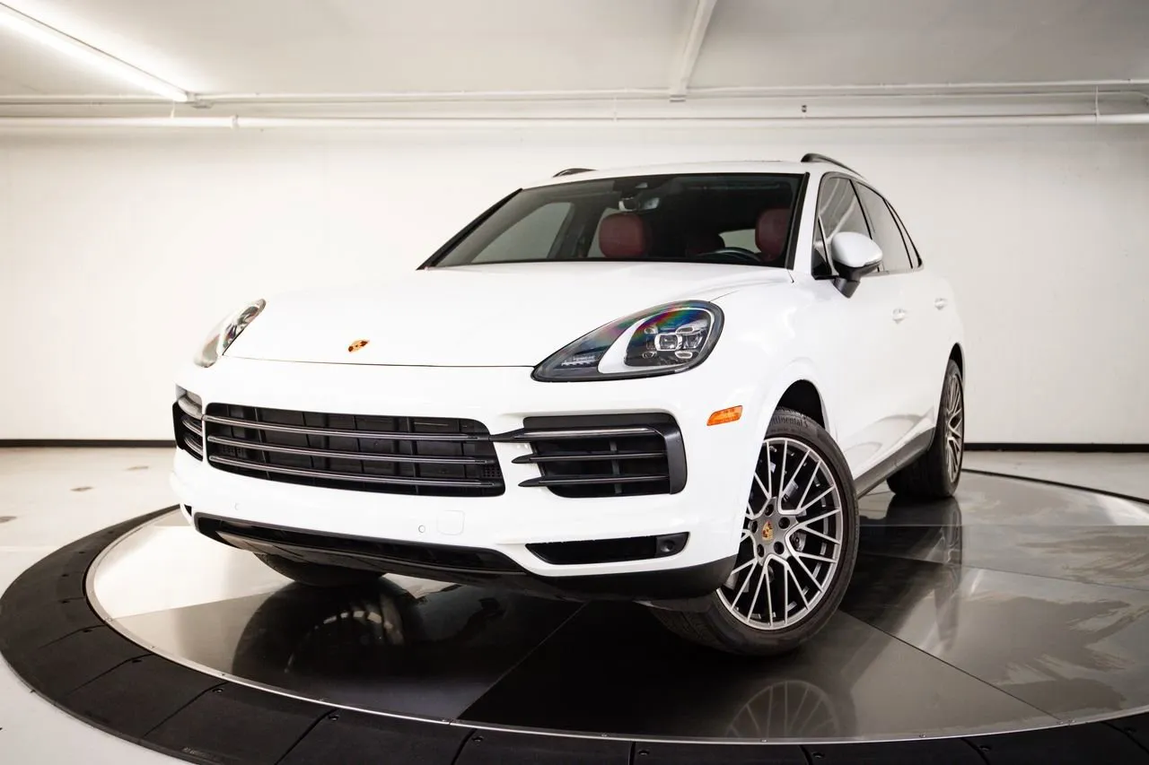 White 2023 Porsche Cayenne Platinum Edition for sale in Austin, TX