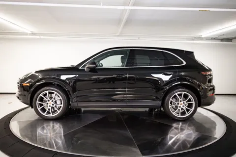 Photos of 2023 Porsche Cayenne for sale in Austin, TX at Porsche Austin