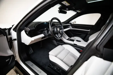 More photos of 2023 Porsche Taycan 4S at Porsche Austin, TX
