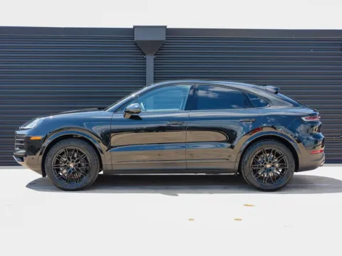 Photos of 2026 Porsche Cayenne Coupe for sale in Austin, TX at Porsche Austin