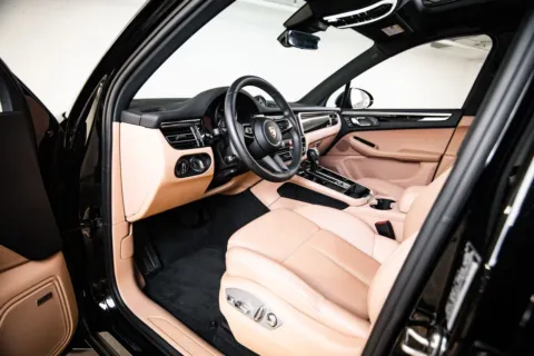 More photos of 2025 Porsche Macan at Porsche Austin, TX