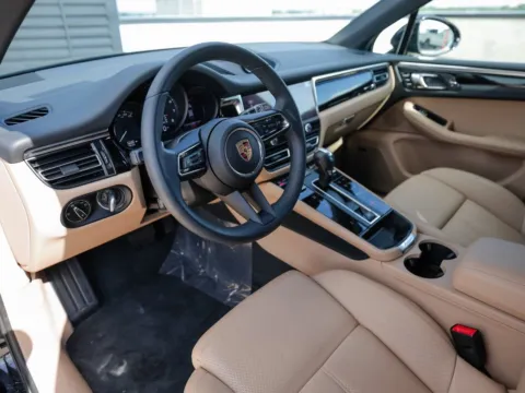 More photos of 2025 Porsche Macan at Porsche Austin, TX