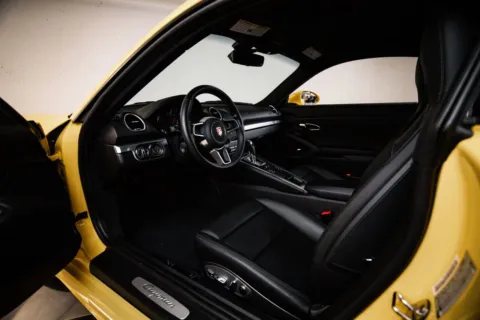 More photos of 2024 Porsche 718 Cayman at Porsche Austin, TX