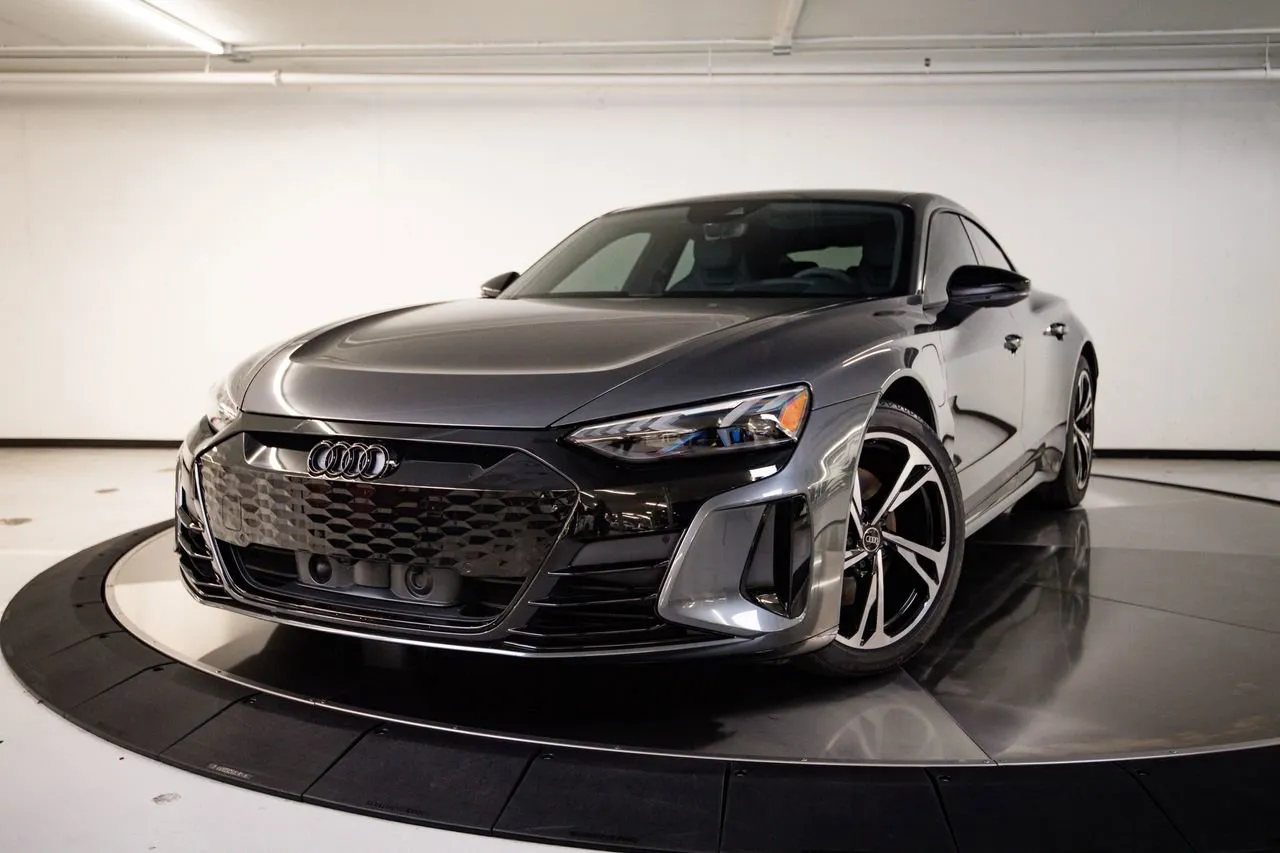 Used 2022 Audi e-tron GT Premium Plus with VIN WAUCJBFW5N7008379 for sale in Austin, TX