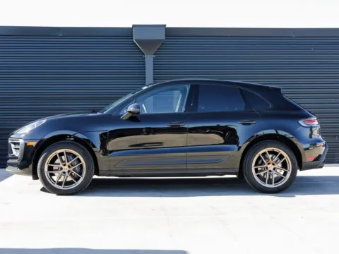 Photos of 2025 Porsche Macan for sale in Austin, TX at Porsche Austin