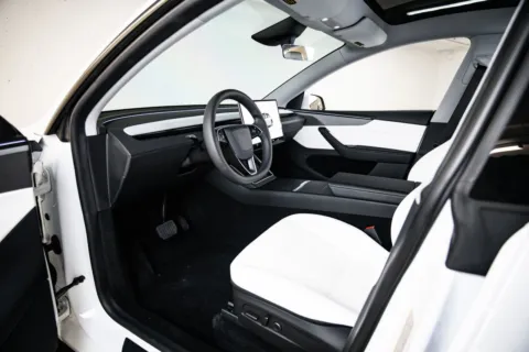 More photos of 2026 Tesla Model Y at Porsche Austin, TX