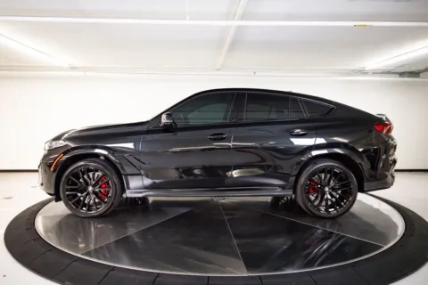 Photos of 2025 BMW X6 xDrive40i for sale in Austin, TX at Porsche Austin