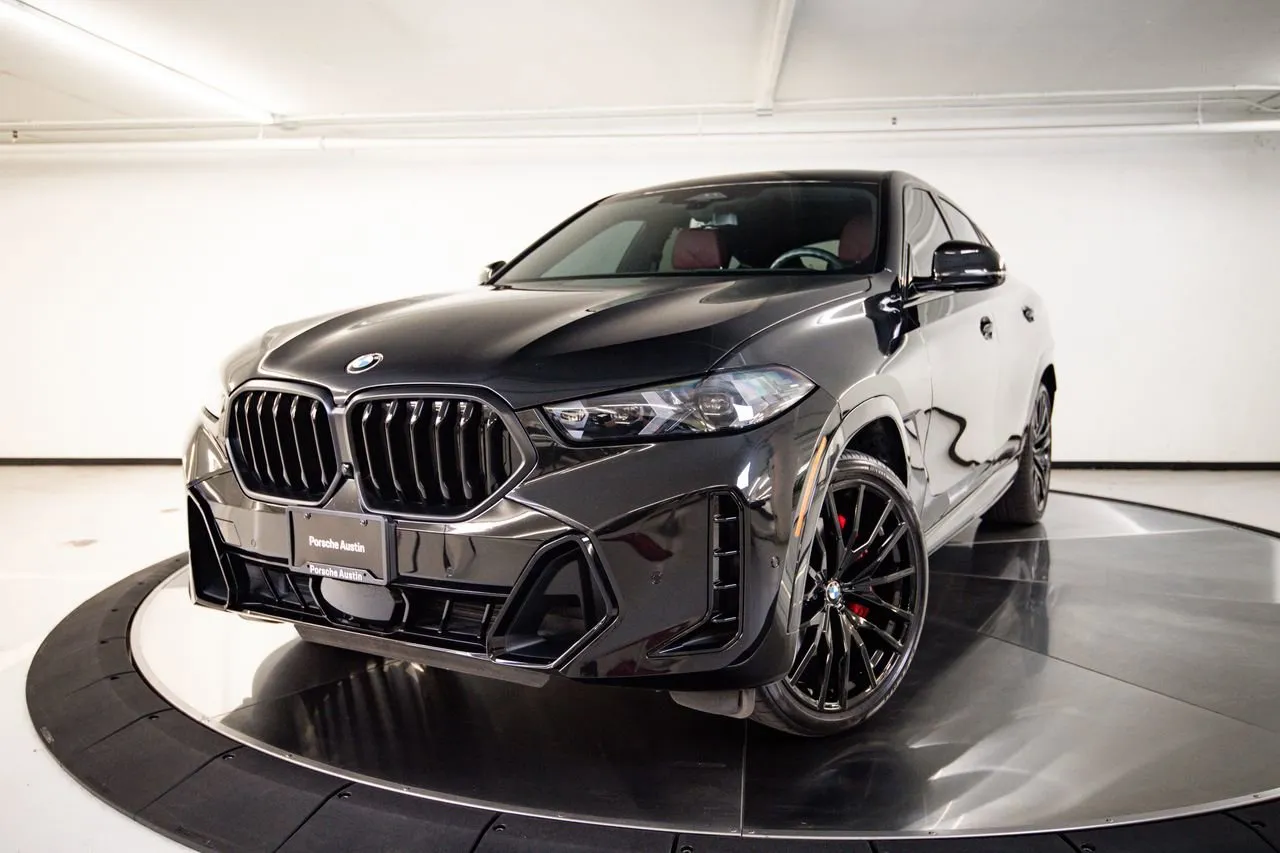 2025 BMW X6