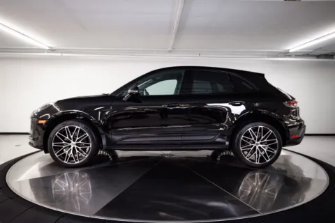 Photos of 2025 Porsche Macan for sale in Austin, TX at Porsche Austin
