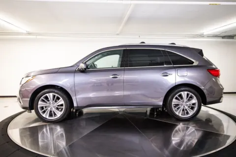 Photos of 2018 Acura MDX w/Technology Pkg for sale in Austin, TX at Porsche Austin