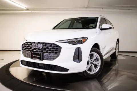 White 2025 Audi Q5 Premium for sale in Austin, TX