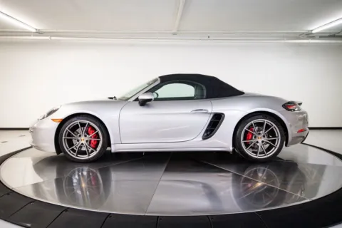 Photos of 2017 Porsche 718 Boxster S for sale in Austin, TX at Porsche Austin