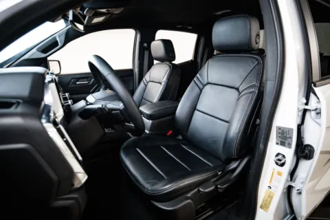 More photos of 2023 GMC Canyon 4WD Elevation at Porsche Austin, TX