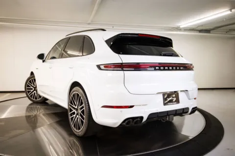 Another view of 2025 Porsche Cayenne Turbo E-Hybrid for sale in Austin, TX at Porsche Austin