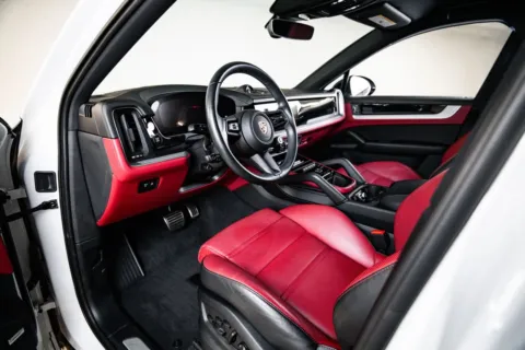 More photos of 2024 Porsche Cayenne S at Porsche Austin, TX