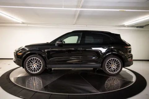 Photos of 2023 Porsche Cayenne Platinum Edition for sale in Austin, TX at Porsche Austin
