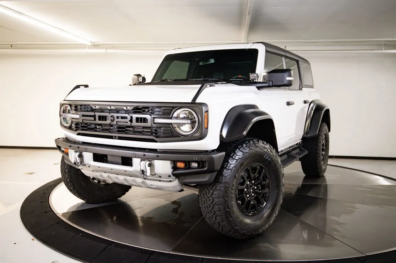 2023 Ford Bronco Raptor 4x4's photo