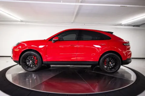 Photos of 2026 Porsche Cayenne S for sale in Austin, TX at Porsche Austin