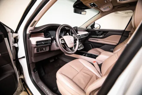 More photos of 2020 Lincoln Corsair Reserve at Porsche Austin, TX
