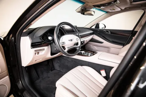 More photos of 2023 Genesis G80 2.5T at Porsche Austin, TX