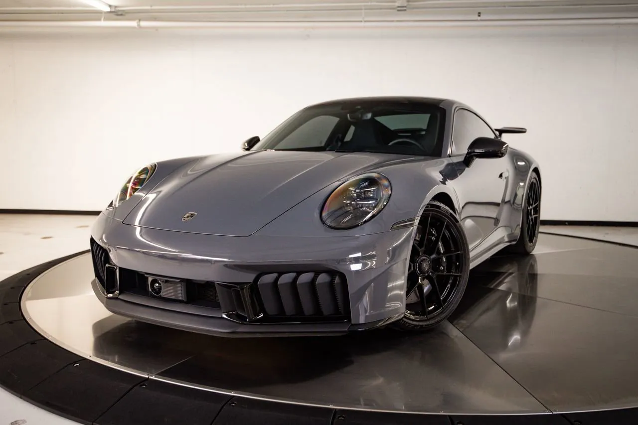 2026 Porsche 911 Carrera GTS Coupe's photo