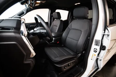 More photos of 2025 GMC Canyon 2WD Elevation at Porsche Austin, TX