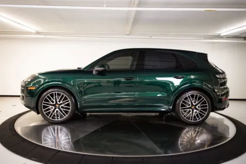 Photos of 2024 Porsche Cayenne S for sale in Austin, TX at Porsche Austin