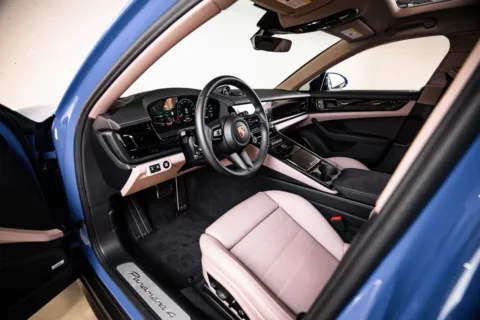 More photos of 2026 Porsche Panamera 4 E-Hybrid at Porsche Austin, TX