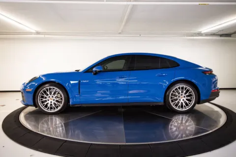 Photos of 2026 Porsche Panamera 4 E-Hybrid for sale in Austin, TX at Porsche Austin
