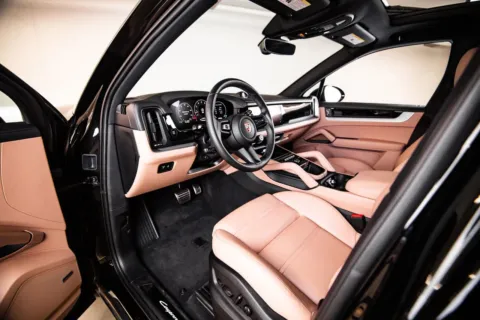 More photos of 2026 Porsche Cayenne S at Porsche Austin, TX
