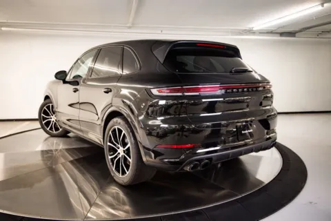 Another view of 2026 Porsche Cayenne S for sale in Austin, TX at Porsche Austin
