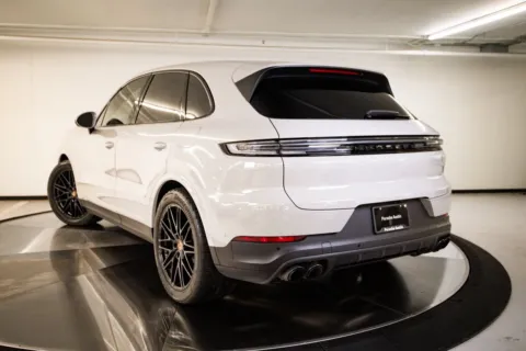 Another view of 2025 Porsche Cayenne E-Hybrid for sale in Austin, TX at Porsche Austin