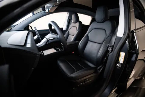 More photos of 2026 Tesla Model Y Long Range at Porsche Austin, TX