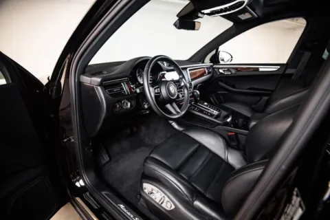 More photos of 2023 Porsche Macan S at Porsche Austin, TX