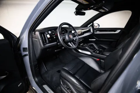 More photos of 2024 Porsche Cayenne Coupe at Porsche Austin, TX