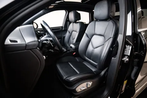 More photos of 2023 Porsche Macan S at Porsche Austin, TX