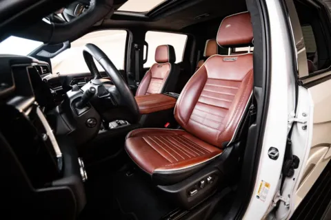 More photos of 2024 GMC Sierra 1500 Denali Ultimate at Porsche Austin, TX