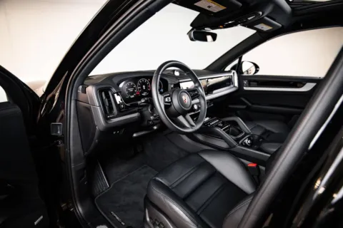More photos of 2026 Porsche Cayenne at Porsche Austin, TX