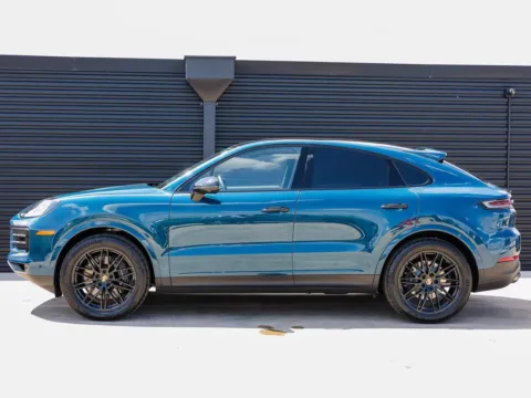 Photos of 2026 Porsche Cayenne Coupe for sale in Austin, TX at Porsche Austin
