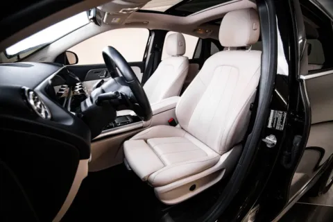 More photos of 2021 Mercedes-Benz GLA 250 at Porsche Austin, TX