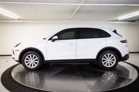 Photos of 2019 Porsche Cayenne for sale in Austin, TX at Porsche Austin