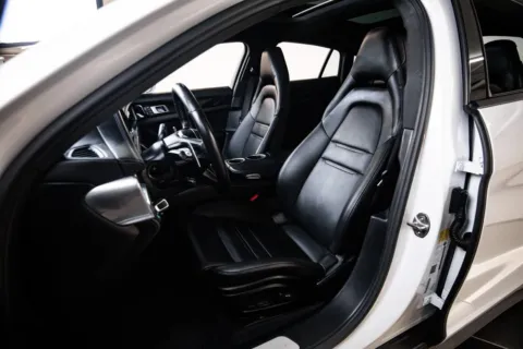 More photos of 2023 Porsche Panamera at Porsche Austin, TX