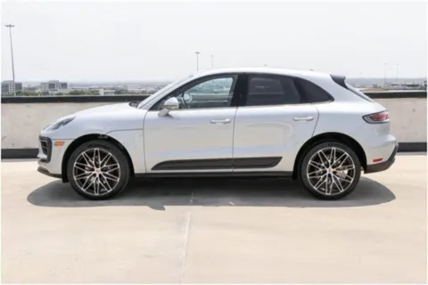 Photos of 2024 Porsche Macan T for sale in Austin, TX at Porsche Austin