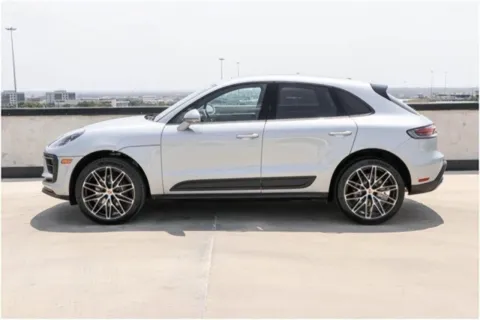 Photos of 2024 Porsche Macan T for sale in Austin, TX at Porsche Austin